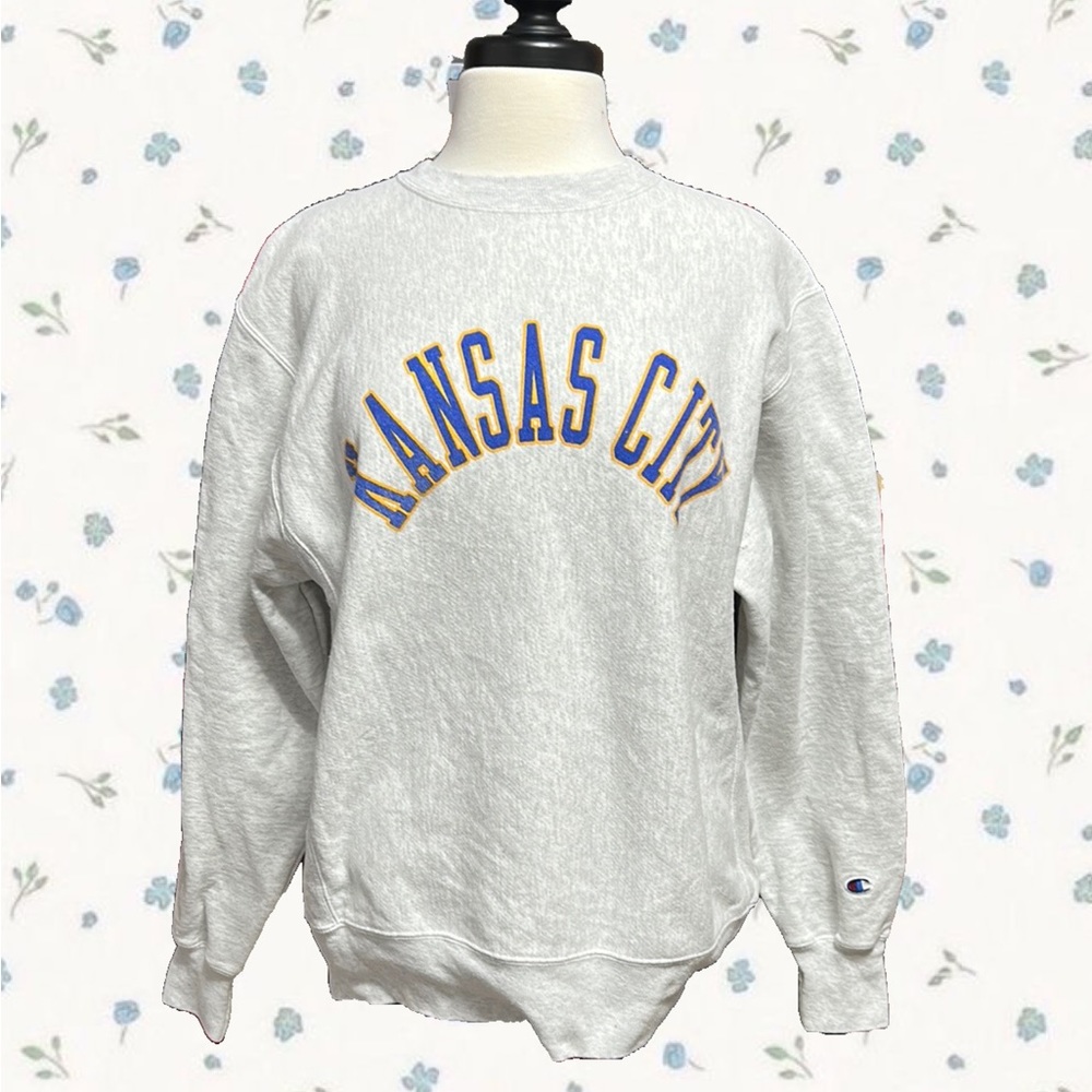 Kansas City crew neck sweatshirt.